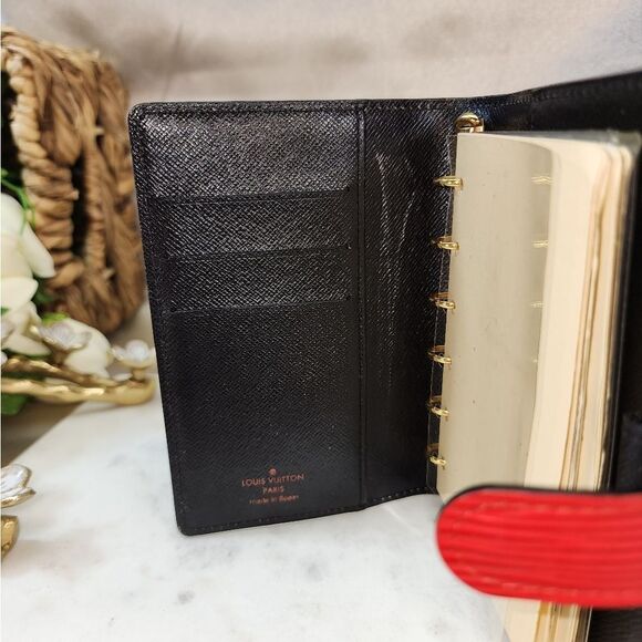 Authentic Louis Vuitton Epi Red Agenda - NEW- w/ Dust Bag/Retail Bag & Inserts - Picture 15 of 17